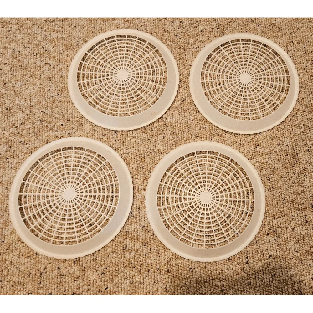 VINTAGE 4pc White Plastic Faux Woven 9.5